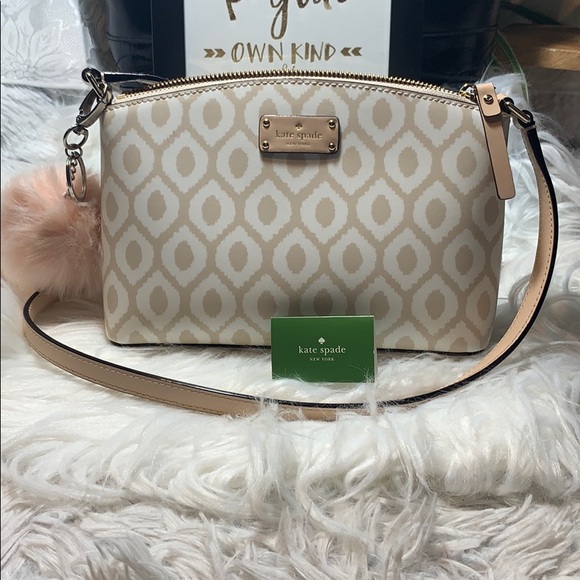kate spade Handbags - Kate Spade purse bag Neutral Grove St. Eady euc